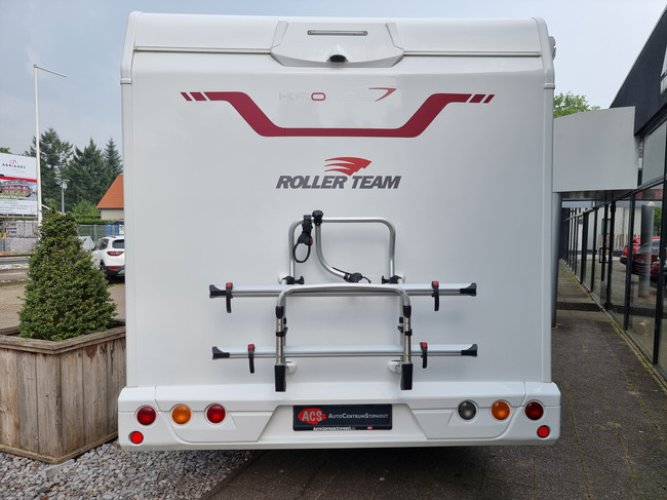 Ford Roller Team LUXE 170pk Automaat | QUEENSBED + ELECTR. HEFBED | ZEER NETTE STAAT!