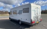 Hymer 6 pers. Rent a Hymer motorhome in Alkmaar? From € 85 pd - Goboony photo: 4