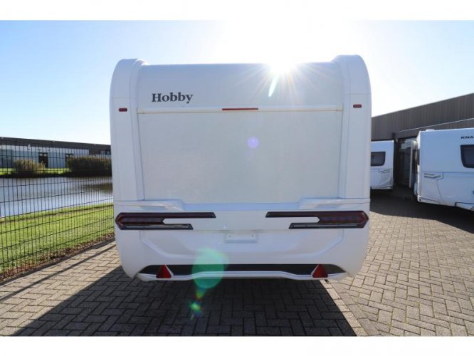 Hobby De Luxe 490 KMF Model 2025 | 1750Kg | 542 