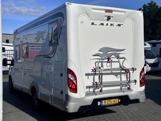 Laika Ecovip 409 Enkele bedden+luchtvering 