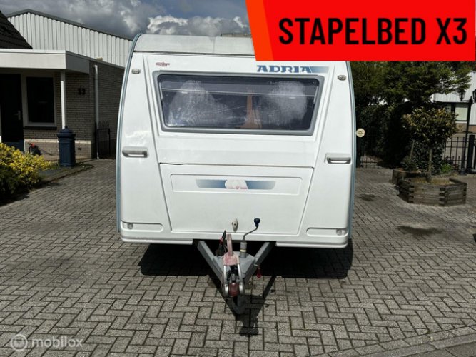 Adria Adora 552 pk 3x stapelbed vastbed treinzit ISABELLA TENT foto: 6