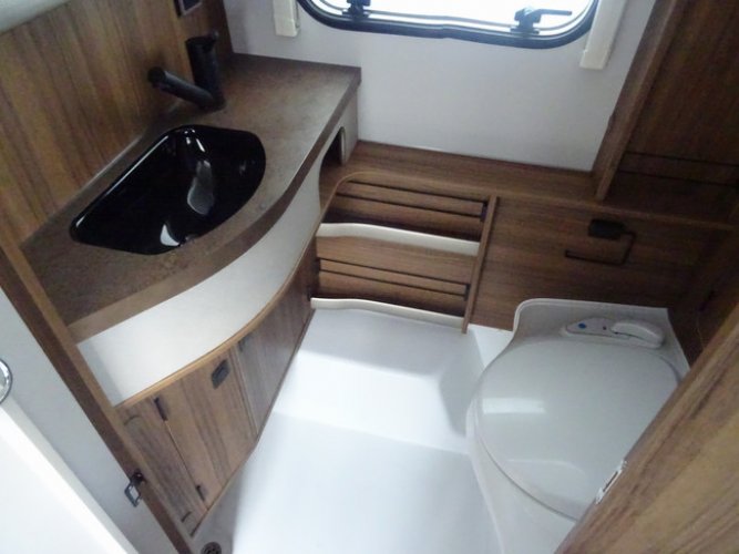 Eriba Touring 420 Legend CARAVAN DEALS foto: 10