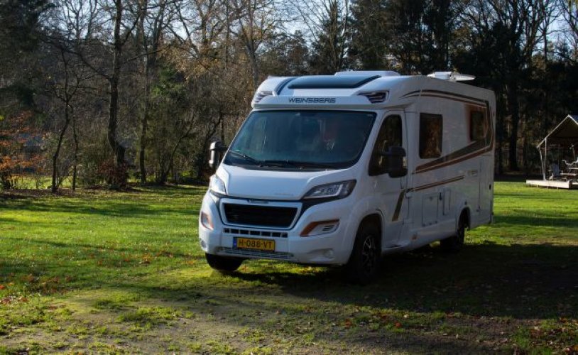Knaus 2 pers. Rent a Knaus motorhome in Wijhe? From €139 pd - Goboony photo: 0