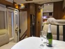 Hymer Tramp 698 Silverline Queensbed  foto: 8