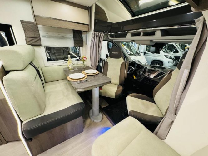 Chausson Titanium 758 EB Automaat Queensbed Hefbed  foto: 8