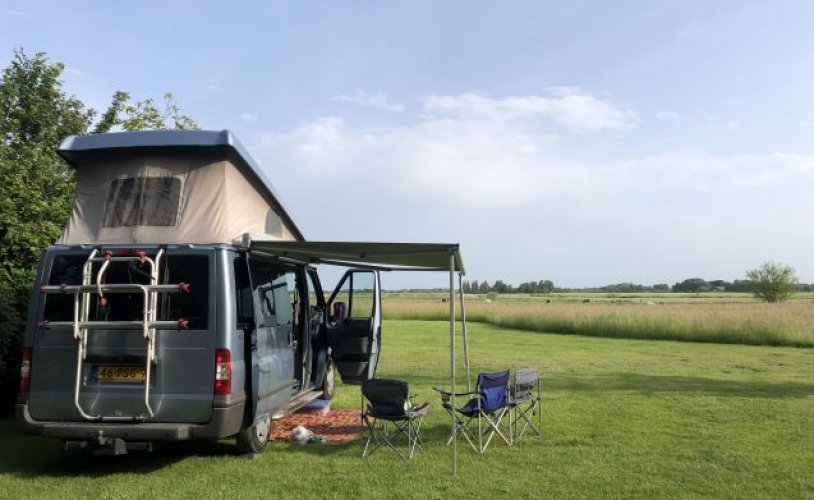 Ford 4 pers. Louer un camping-car Ford à Rotstergaast ? À partir de 97 € par jour - Goboony photo : 0