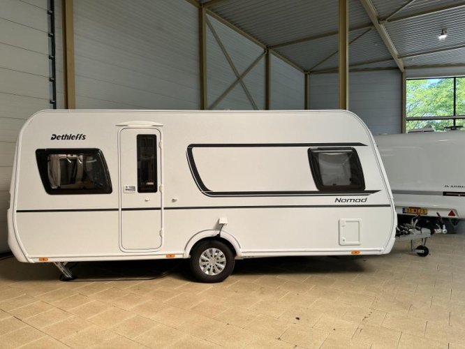 Dethleffs Nomad 470 FR voortent | ACTIE 