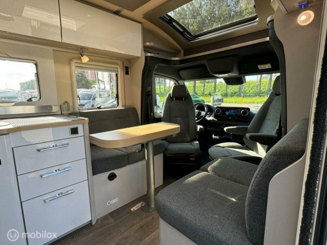 Hymer T685 S Automaat 177PK Enkele Bedden Zonnepanelen Luifel Gr Garage foto: 6