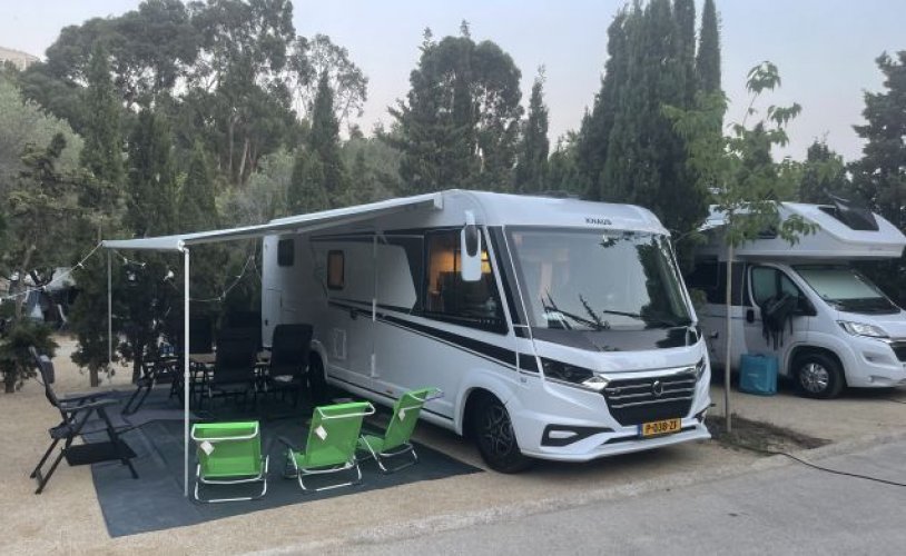 Knaus 5 pers. Rent a Knaus camper in Zwolle? From € 170 pd - Goboony photo: 0