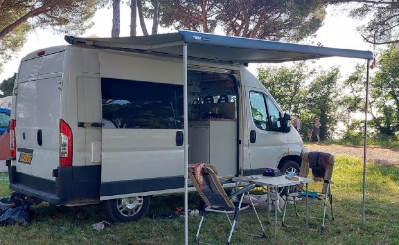 Fiat 2 pers. Rent a Fiat camper in Amsterdam? From €127 pd - Goboony photo: 0