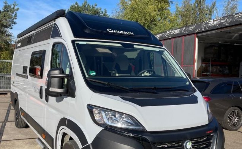 Chausson 2 pers. Rent a Chausson motorhome in Nuenen? From € 121 pd - Goboony photo: 0
