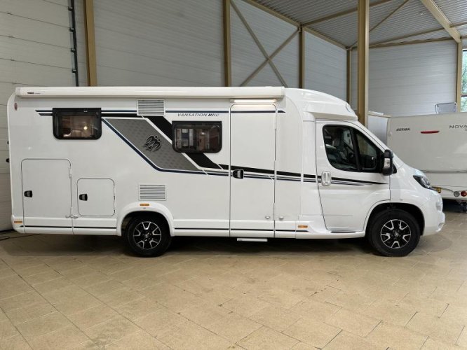 Knaus Vansation 650 MEG ex-verhuur / lengtebedden 