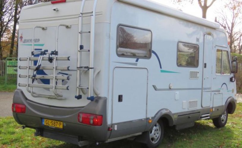 Hymer 4 pers. Want to rent a Hymer camper in Heiloo? From €98 per day - Goboony photo: 1