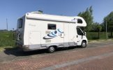 Elnagh 5 pers. Elnagh camper rental in Alphen aan Den Rijn? From € 139 pd - Goboony photo: 2