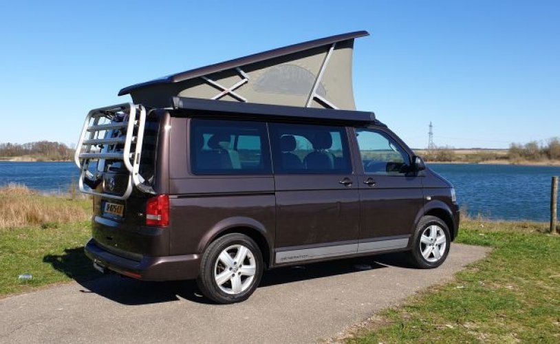 Volkswagen 4 pers. Volkswagen camper huren in Cuijk? Vanaf € 138 p.d. - Goboony foto: 1