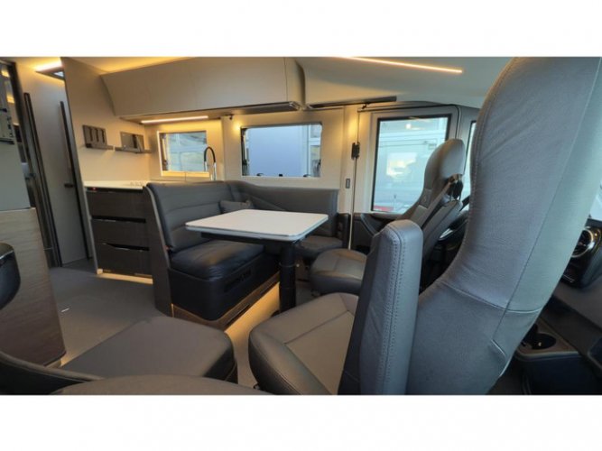 Adria Super Sonic 780 SL 9 Traps Automaat foto: 7