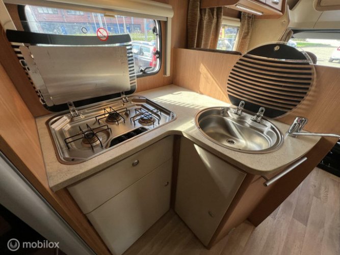 Chausson Flash 22 AIrco ,stapel en Hefbed foto: 18