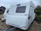 Caravelair 420 Antares Frans bed , Lichtgewicht 877 kg ,Topstaat foto: 2