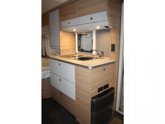 Dethleffs Camper Avantgarde 460 EL  foto: 8