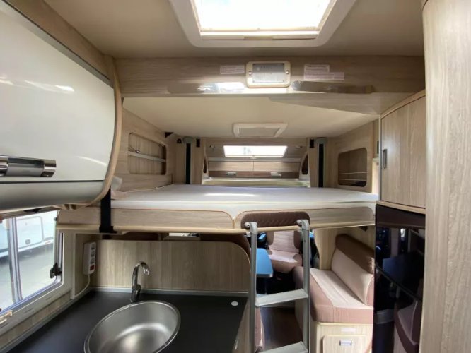 Laika Ecovip 412 Queensbed Hefbed 2015  foto: 15