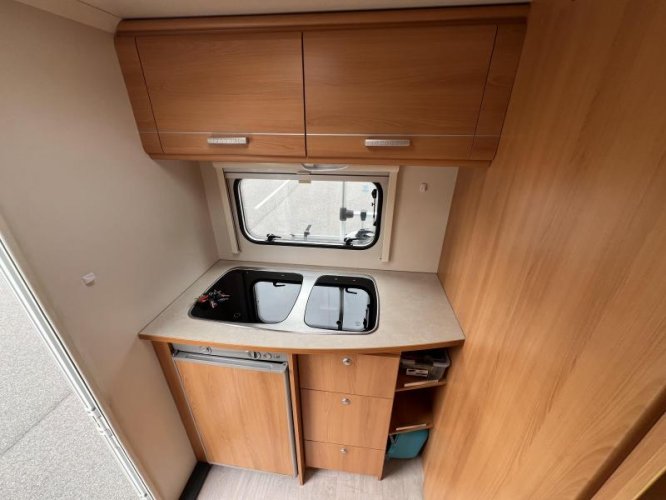 Caravelair Antares Luxe 372 Mover,voortent,fietsrek  foto: 7