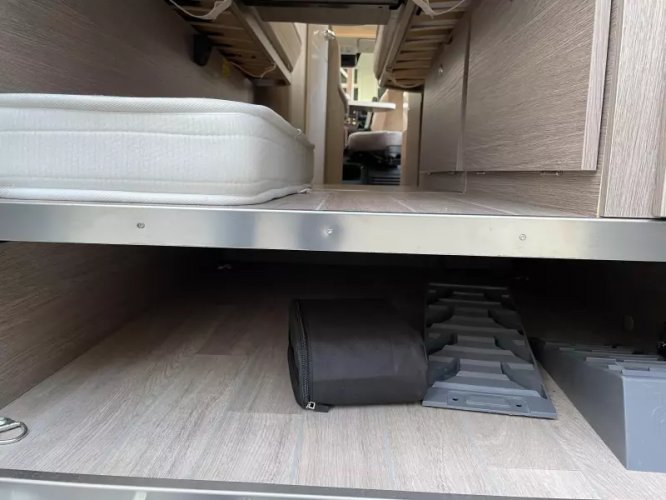 Chausson V697 VIP Enkele Bedden  foto: 5