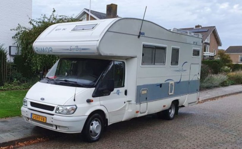 Ford 6 pers. Ford camper huren in Goes? Vanaf € 109 p.d. - Goboony