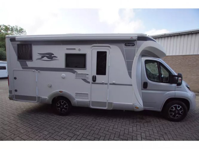 Laika Ecovip 309 enkele bedden, nieuw 