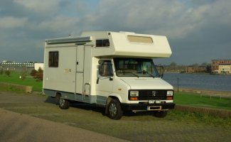 Other 5 pers. Peugeot camper huren in Buinerveen? Vanaf € 101 p.d. - Goboony