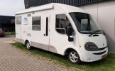 Knaus 4 pers. Rent a Knaus motorhome in Almere? From € 97 pd - Goboony photo: 3