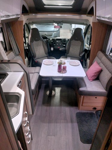 ADRIA MATRIX M 670DC foto: 5