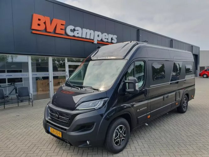 Adria Twin Supreme 640 SLB BUSBIKER, ZONNEPANEEL  foto: 11