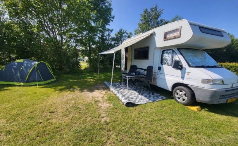 Dethleffs 4 pers. Want to rent Dethleffs camper in Lichtenvoorde? From €58 pd - Goboony photo: 0