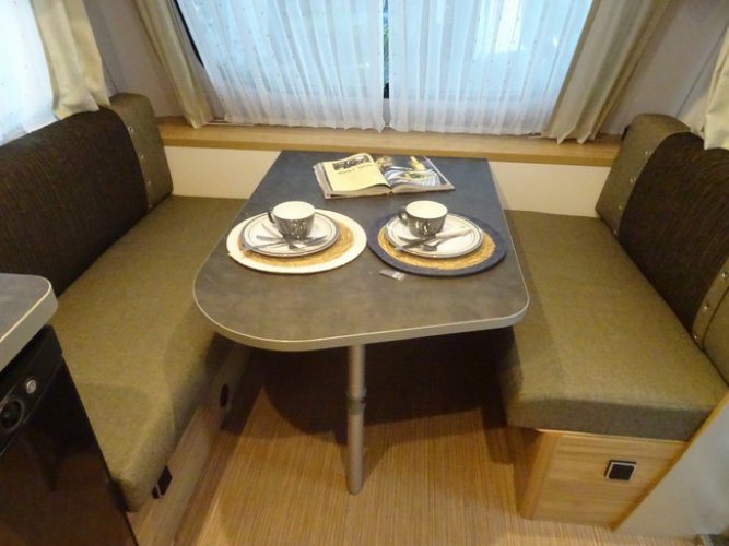 Eriba Nova Light 465 CARAVAN DEALS foto: 6