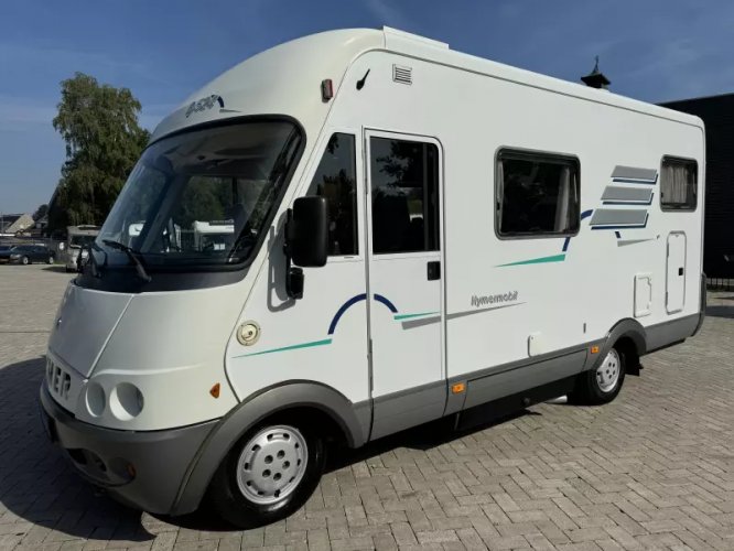 Hymer B524 Hymer B524 Vastbed Hefbed 