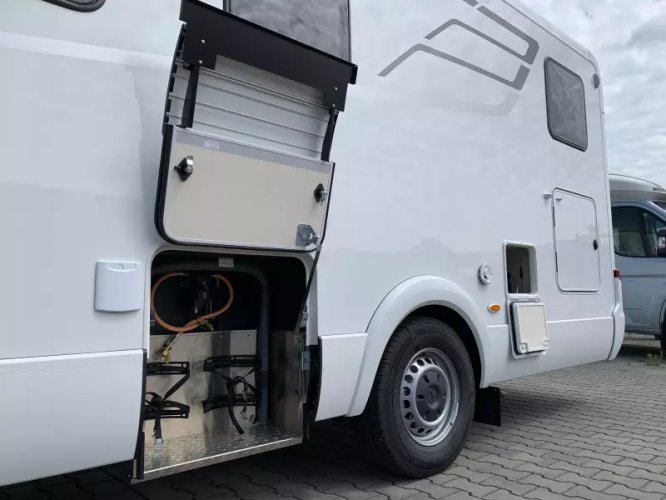 Hymer Tramp S 680 -Uit voorraad leverbaar-  foto: 17