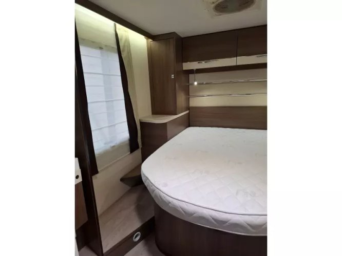 Chausson Welcome 718 EB 130PK Queensbed Hefbed  foto: 6