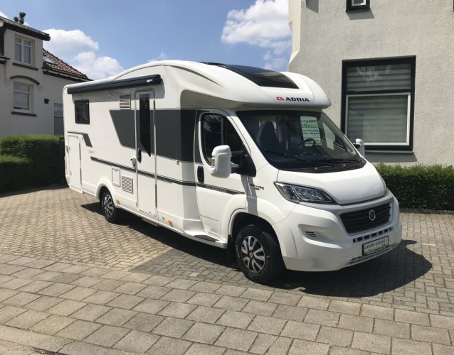 Adria Coral 670 SC 30500Km - Vol optie's - Groot panoramaraam