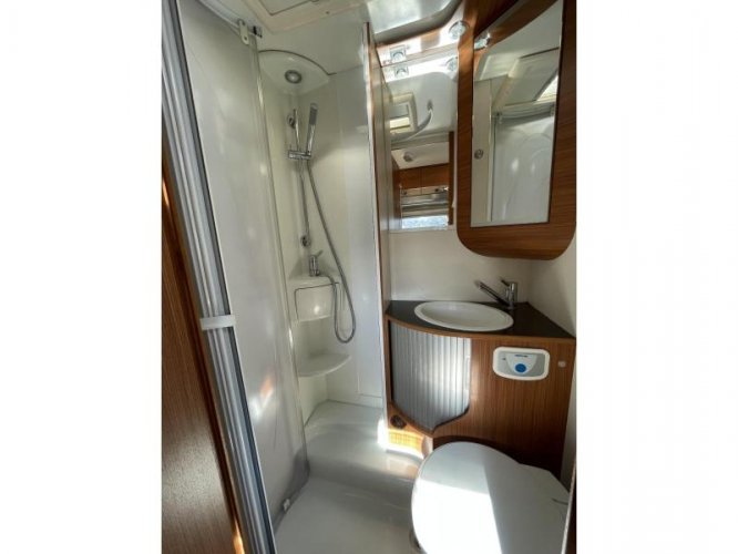 Adria Compact SL - enkele bedden  foto: 18