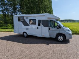 Sun Living S70SL made by Adria single beds new