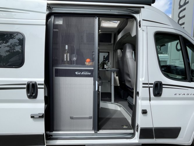 Adria FONT VENDOME RANDO VAN BREEDTEBED DUCATO 8 5.99M  foto: 4