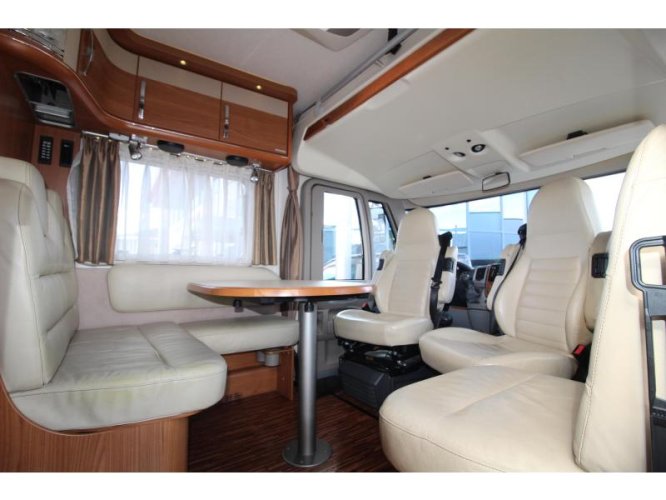 Hymer B 674 SL Enkele bedden + Hefbed  foto: 10