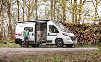 LMC 3 pers. Rent an LMC camper in 't Harde? From €86 pd - Goboony
