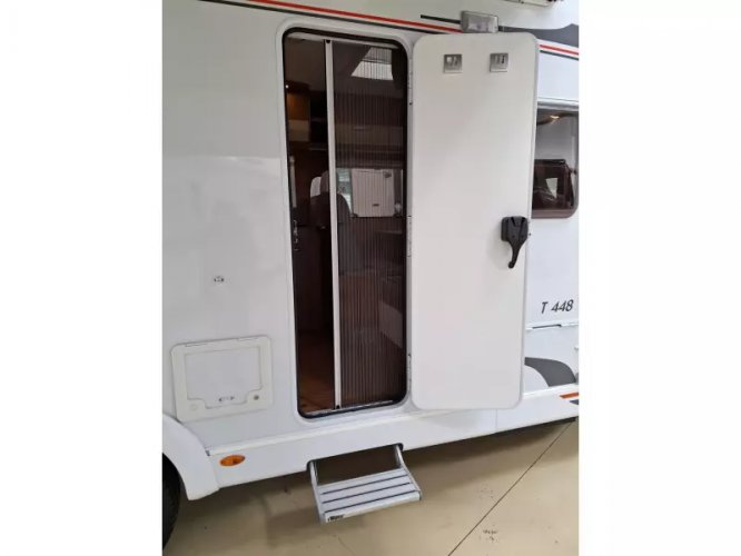 Hymer Carado 448 Automaat Enkele Bedden 