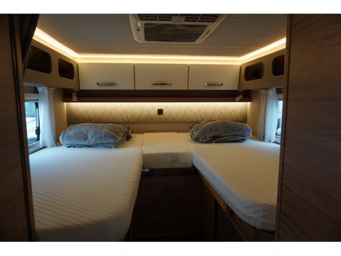 Weinsberg Cara Suite 640 Mercedes 417 Mercedes CAMPER DEALS foto: 18