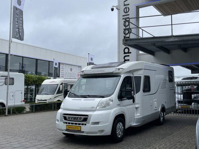 HYMER T674 CL Exclusive Line DAKAIRCO LEVELSYSTEEM LUCHTVER