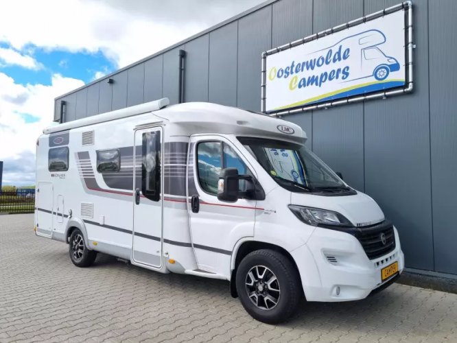 LMC Cruiser Premium 661 G Enkele Bedden Trekhaak  hoofdfoto: 1