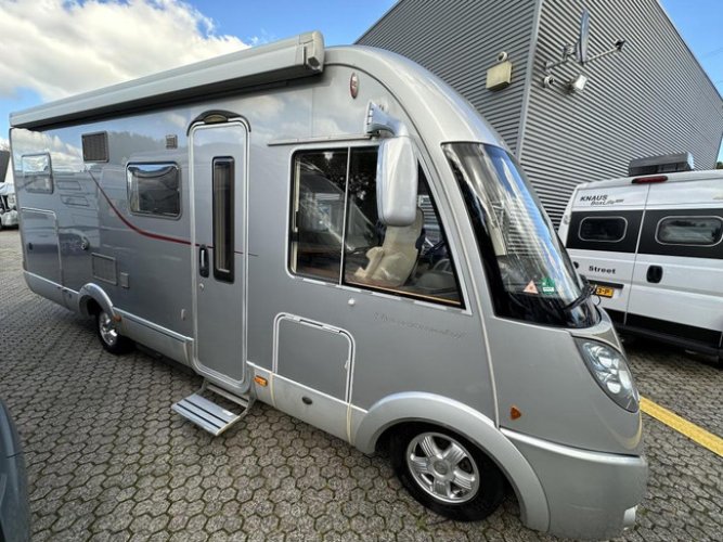 Hymer B 614 SL - Z&Ograve;NDER HEFBED