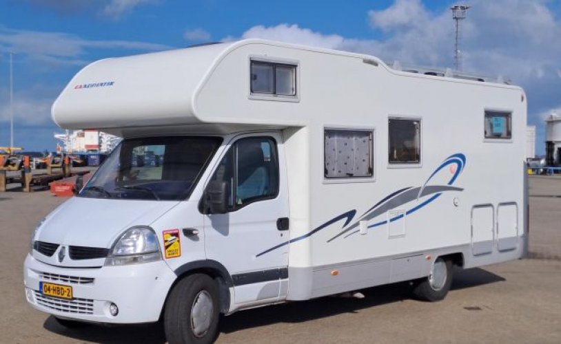 Adria Mobil 5 pers. Adria Mobil camper huren in Spijkenisse? Vanaf € 79 p.d. - Goboony foto: 1