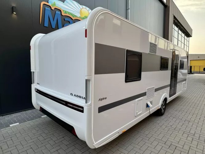 Adria Alpina 663 PT 